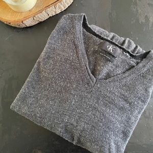 CALVIN KLEIN Men’s V-Neck Sweater